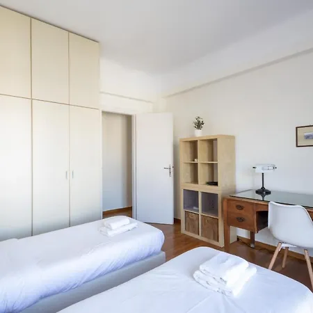 3 Bdr Incredible Acropolis View